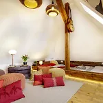 דירה Charming Old Town By Michal&friends *